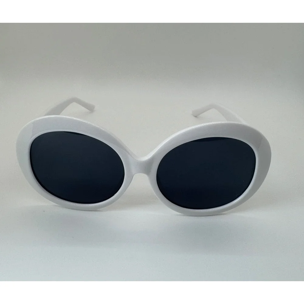 White Oval Clout Goggles Sunglasses Retro 90s Mod Style Bold Frame Tinted Lens